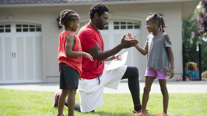 The Cromarties TV Show: Antonio interacts with his younger children. 
