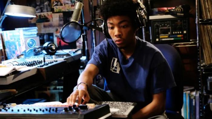 The Drop: A Snowfall Saga TV show screenshot 1: Lamar makes beats in his home studio