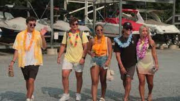Forever Summer: Hamptons TV show -- Scene #1