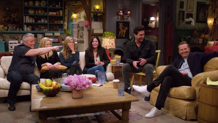 Friends: The Reuinon: The cast of Friends hangs out on the old Friends set