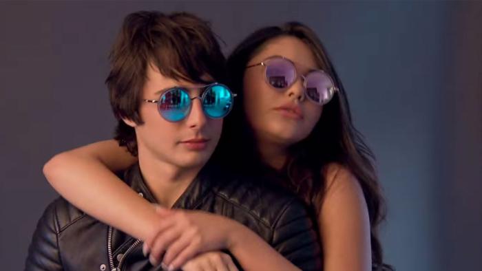 Growing Up Supermodel TV Show: Scene #1
