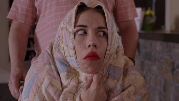 Haters Back Off! TV: Scene #3