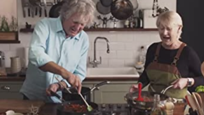 James May: Oh Cook TV Show: Nikki helps James through a cooking sequence