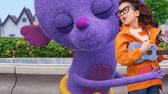 Jessy & Nessy TV Show: Nessy hugs Jessy in the park