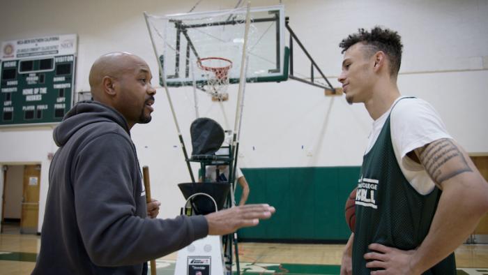  lastchanceu_basketball-tv-screenshot1.jpg 