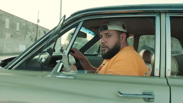 Mo TV show: Selling out of the trunk