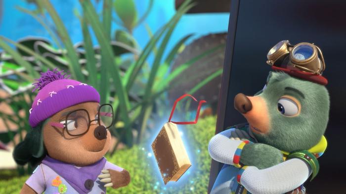 Moley TV show screenshot 3: Dotty and Moley with Manny, the Magic Book