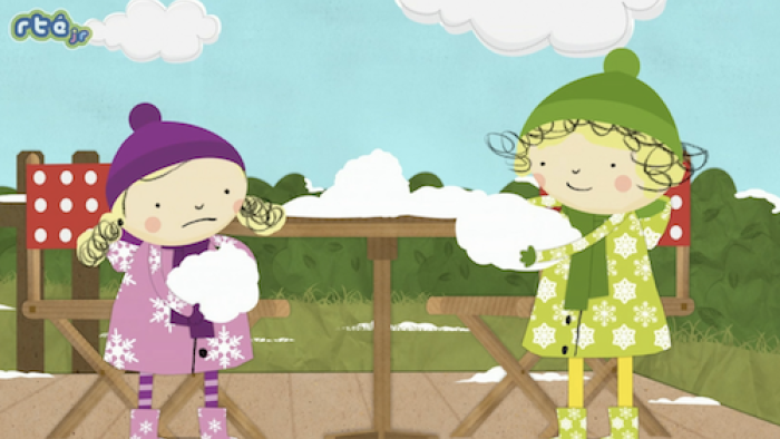 Nelly & Nora TV Series: The sisters want to make an igloo. 