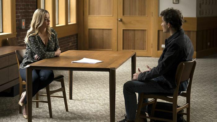 Pretty Little Liars: The Perfectionists TV Series: Alison and Dylan talk together sitting at a desk