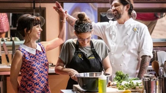 Rat in the Kitchen TV Show: Sneaky high-fives