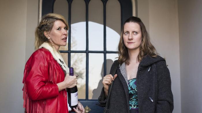 Sally4Ever: Emma (Julia Davis) and Sally (Catherine Shepherd)