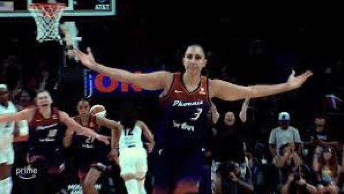 Taurasi TV show screenshot #2: Taurasi celebrates on the court
