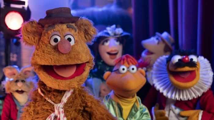 The Muppet Show 2026 TV show screenshot 3: Fozzie Bear and other muppets watch the show from backstage