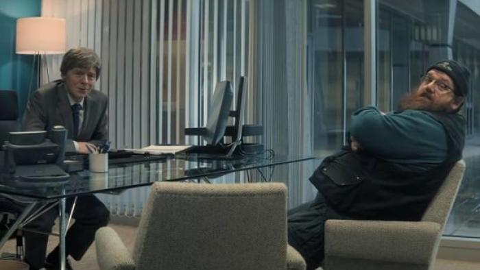 Truth Seekers: Dave (Simon Pegg) gives Gus (Nick Frost) a new partner