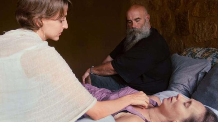 (Un)Well TV Show: A woman is attended to while fasting