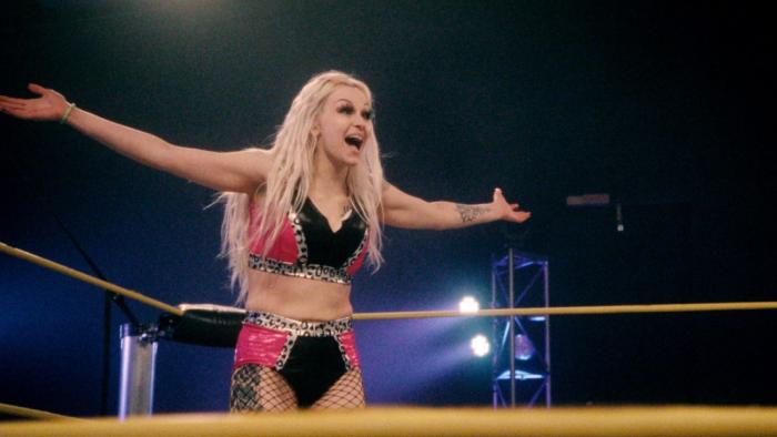 Wrestlers TV show screenshot 2:  HollyHood Haley J taunts the crowd