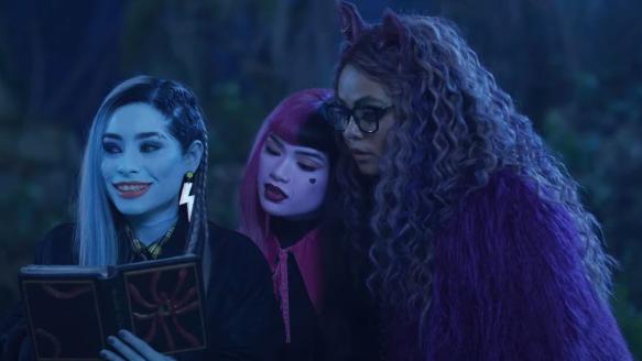 Monster High: The Movie - Parents' Guide & Movie Review | Common Sense ...