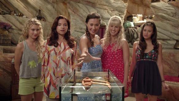 Mako Mermaids: An H2O Adventure TV Review | Common Sense Media