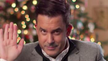 Holiday Home Makeover With Mr. Christmas Trailer