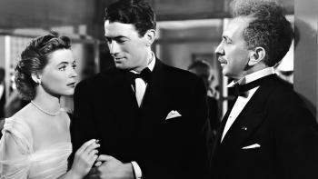 Gentleman's Agreement: Gregory Peck holds Dorothy McGuire's arm