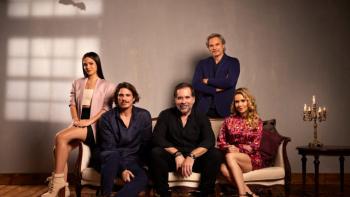 A Vampire in the Family movie: A family portrait in a living room shows a Brazilian teenage girl on left, two Brazilian men and one Brazilian woman on couch center, and one Brazilian man standing behind them