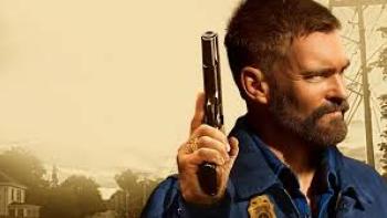 Bad Man Movie: Seann William Scott with a gun