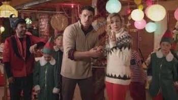 Becoming Santa: Christmas party with elves