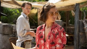 Eden movie: Ana de Armas and Felix Kammerer stand together, looking unhappy