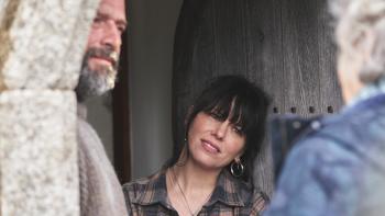 Fisherman's Friends: One and All: Jim (James Purefoy) with his new friend and mentor, Aubrey (Imelda May)