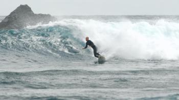 Get Away If You Can: Terrence Martin surfing