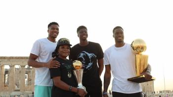 Giannis: The Marvelous Journey: Giannis Antetokounmpo with his family
