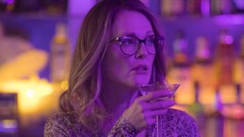 Gloria Bell Movie: Gloria looks for love