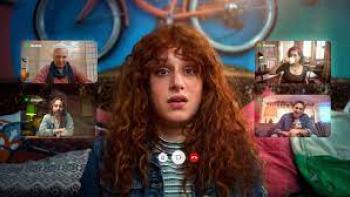 How to Deal with a Heartbreak:  Redheaded woman looks confused