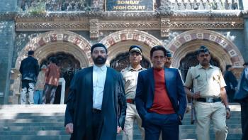 Ikka movie: Sunny Deol and Akshaye Khanna walk down courtroom building steps