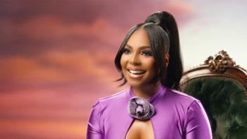 It’s Dorothy! movie: Ashanti sits and smiles for an interview