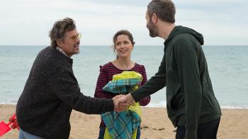 Juliet, Naked Movie: Duncan meets Tucker Crowe