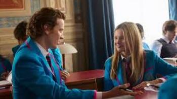 Love Me Love Me: Classmates meet.