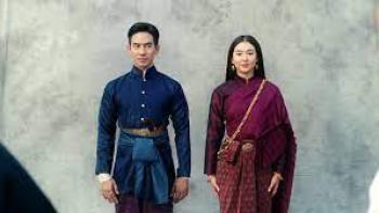 Love Destiny: The Movie: A man and woman stand together