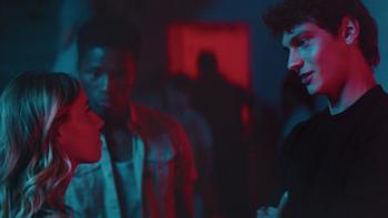 Me+You - Against the World: Two people meet in a club.