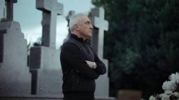 Miguel Ángel Blanco: The 48 Hours that Changed Spain Movie: Older man standing arm-crossed in a cemetery beside tall gravestones.
