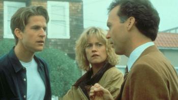 Pacific Heights: Matthew Modine, Melanie Griffith, and Michael Keaton have a heated discussion on the street