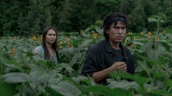 Pet Sematary: Bloodlines: Manny and Donna in a field. 
