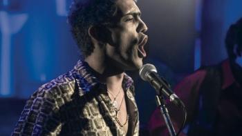 El Potro: Unstoppable Movie: El Potro singing onstage