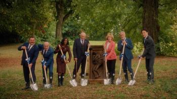 Rumours movie: Seven world leaders smile for a photo op next to the coffin of a mummy