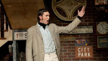 Saturday Night movie: Nicholas Braun as first SNL host Andy Kaufman