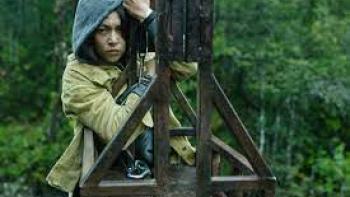 Sayen Movie Scene 1: A woman clings to a metal structure
