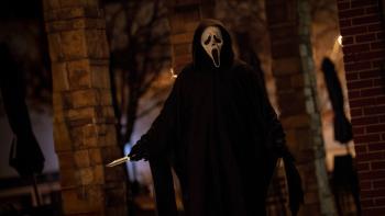 Scream 7 movie: Ghostface holds a knife