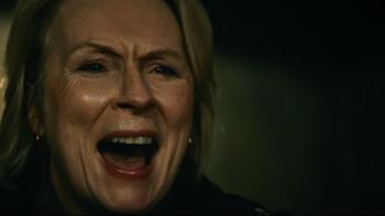 Sumotherhood: Jennifer Saunders screaming