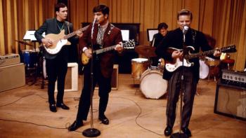 That Thing You Do!: The Wonders during a performance
