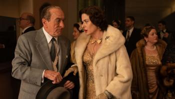 The Alto Knights movie: Robert De Niro and Debra Messing as Frank and Bobbie Costello in the mid-1950s